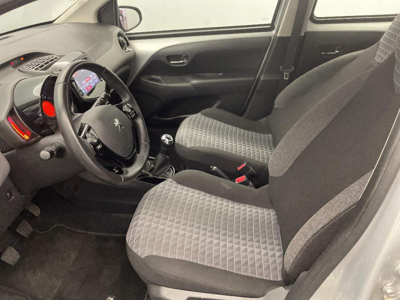 Peugeot 108 VTI 72CH S&S BVM5 ALLURE 2021 - photo n°18 Peugeot 108 VTI 72CH S&S BVM5 ALLURE  occasion à Montévrain - photo n°18