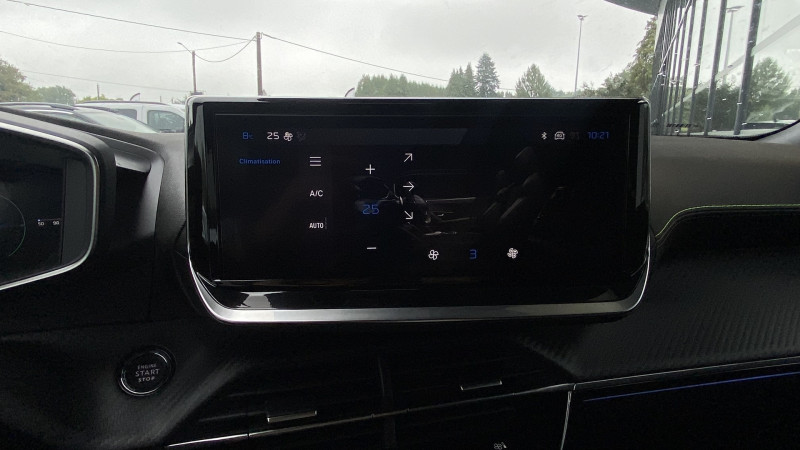 Peugeot 2008 1.2 HYBRID 145CH GT E-DCS6 2025 - photo n°16 Peugeot 2008 1.2 HYBRID 145CH GT E-DCS6  occasion à Labège - photo n°16