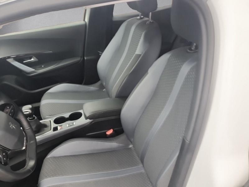 Peugeot 2008 1.2 PureTech 100ch S&S Allure Business 2020 - photo n°9 Peugeot 2008 1.2 PureTech 100ch S&S Allure Business  occasion à Bayeux - photo n°9