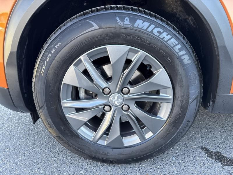 Peugeot 2008 1.2 PureTech 100ch S&S STYLE  occasion  Vert-Saint-Denis - photo n9