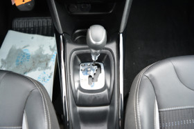 Peugeot 2008 1.2 PURETECH 110CH ALLURE S&S EAT6  occasion � Toulouse - photo n�15