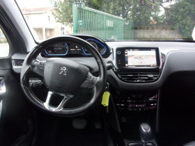 Peugeot 2008 1.2 PURETECH 110CH ALLURE S&S EAT6  occasion  Toulouse - photo n7