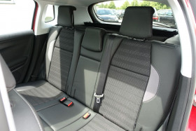 Peugeot 2008 1.2 PureTech 110ch  BVA  occasion  Beaupuy - photo n4