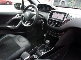 Peugeot 2008 1.2 PURETECH 110CH CROSSWAY S&S EAT6  occasion  Toulouse - photo n12