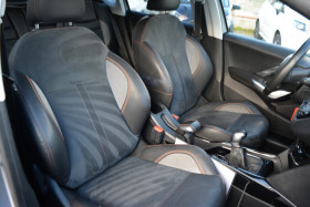 Peugeot 2008 1.2 PURETECH 110CH CROSSWAY S&S  occasion � Toulouse - photo n�9