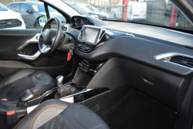 Peugeot 2008 1.2 PURETECH 110CH CROSSWAY S&S  occasion � Toulouse - photo n�10