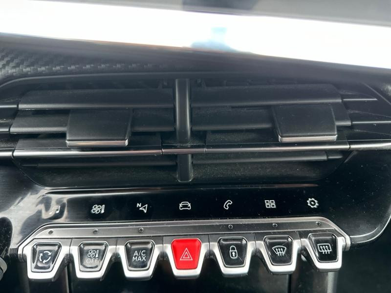 Peugeot 2008 1.2 PureTech 130ch S&S GT EAT8 2021 - photo n°13 Peugeot 2008 1.2 PureTech 130ch S&S GT EAT8  occasion à Le Havre - photo n°13