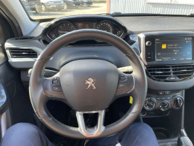 Peugeot 2008 1.2 PureTech 82ch BVM  occasion  Beaupuy - photo n9