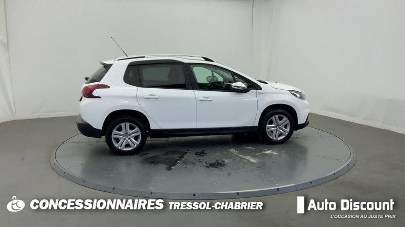 Peugeot 2008 1.2 PureTech 82ch BVM5 Style  occasion à BRIVE-LA-GAILLARDE - photo n°6