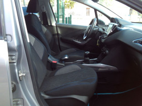 Peugeot 2008 1.2 PURETECH 82CH STYLE  occasion  Toulouse - photo n10