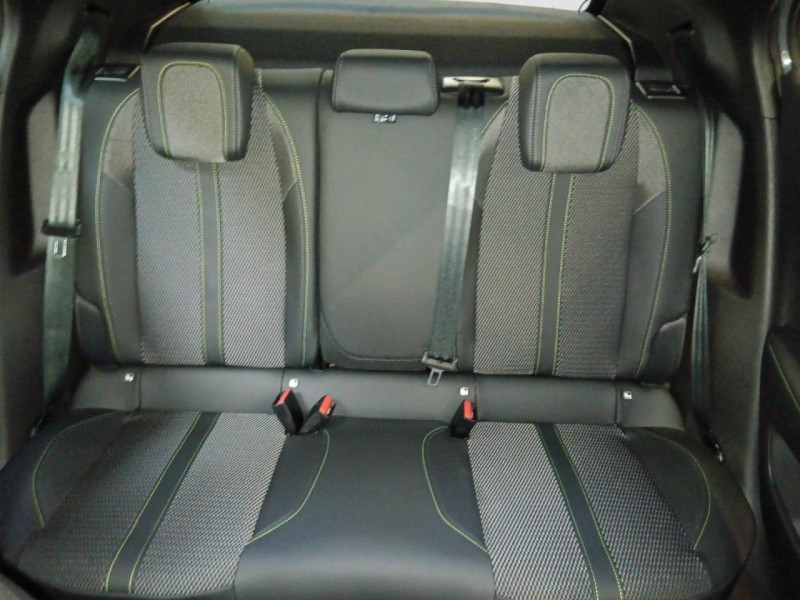 Peugeot 2008 1.2i Hybrid 136 e-DCS6 GT -24% 2025 - photo n°9 Peugeot 2008 1.2i Hybrid 136 e-DCS6 GT -24%  occasion à Arcangues - photo n°9