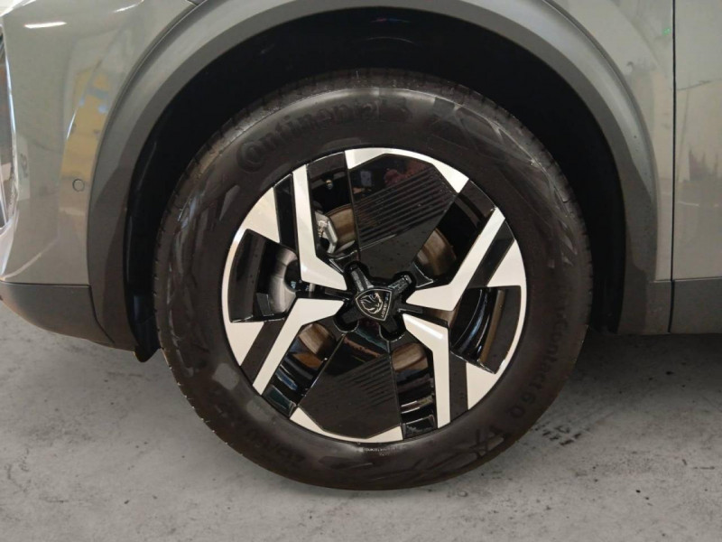 Peugeot 2008 1.2i Hybrid 136 e-DCS6 GT -24% 2025 - photo n°10 Peugeot 2008 1.2i Hybrid 136 e-DCS6 GT -24%  occasion à Arcangues - photo n°10