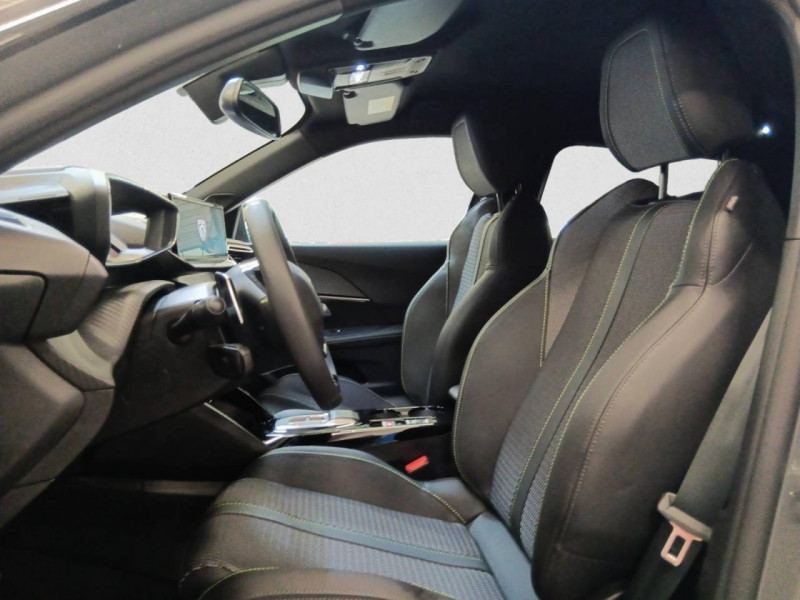 Peugeot 2008 1.2i Hybrid 136 e-DCS6 GT -24% 2025 - photo n°5 Peugeot 2008 1.2i Hybrid 136 e-DCS6 GT -24%  occasion à Arcangues - photo n°5