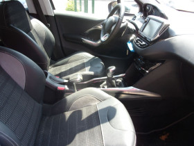 Peugeot 2008 1.6 VTI ALLURE  occasion  Toulouse - photo n5