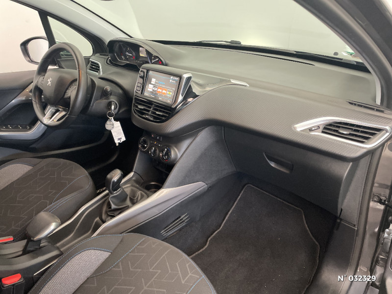 Peugeot 2008 2008 1.2 PureTech 82ch BVM5 Style 2018 - photo n°10 Peugeot 2008 2008 1.2 PureTech 82ch BVM5 Style  occasion à Seynod - photo n°10