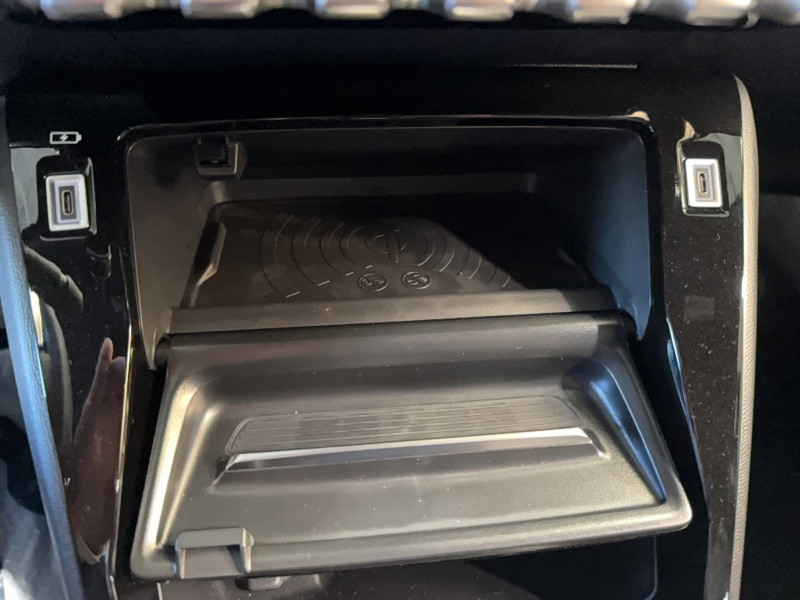 Peugeot 2008 2008 Hybrid 145 e-DCS6 Allure 5p 2025 - photo n°20 Peugeot 2008 2008 Hybrid 145 e-DCS6 Allure 5p  occasion à Saint-Pierre-du-Mont - photo n°20