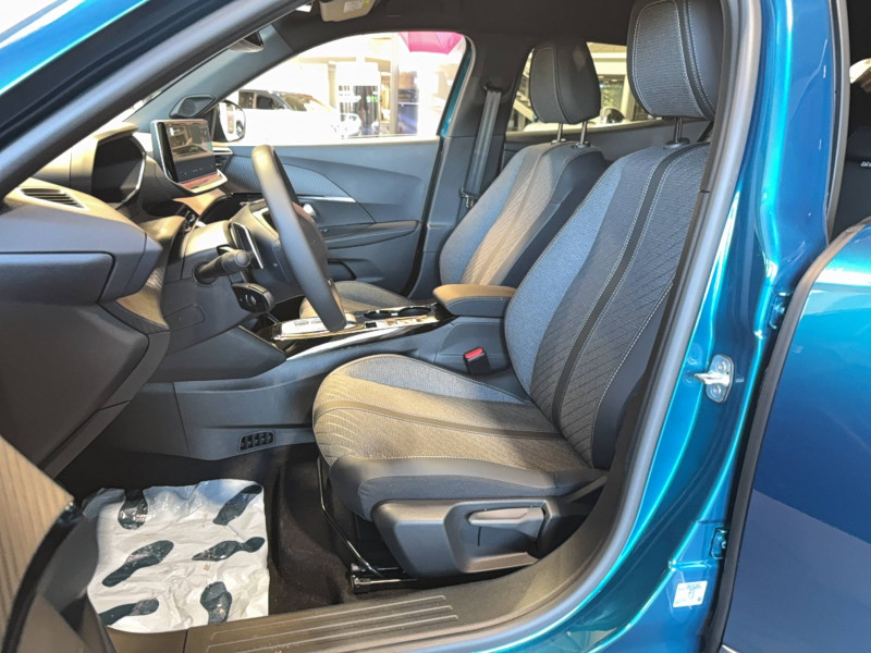 Peugeot 2008 2008 Hybrid 145 e-DCS6 Allure 5p 2025 - photo n°11 Peugeot 2008 2008 Hybrid 145 e-DCS6 Allure 5p  occasion à Saint-Pierre-du-Mont - photo n°11