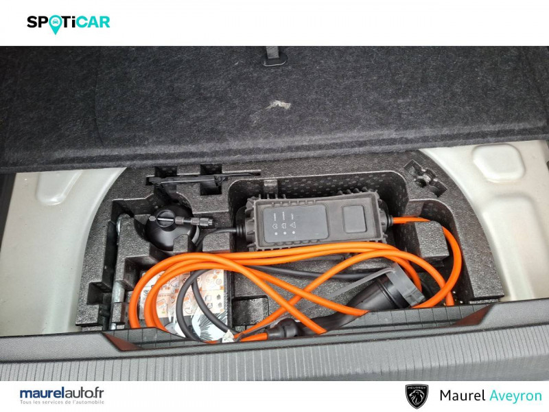 Peugeot 2008 2008 Moteur électrique 136 ch Active Business 5p  - photo n°16 Peugeot 2008 2008 Moteur électrique 136 ch Active Business 5p  occasion à Millau - photo n°16