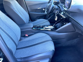 Peugeot 2008 2008 PureTech 130 S&S EAT8 Allure 5p  occasion � Lescure-d'Albigeois - photo n�17