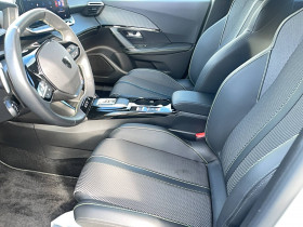 Peugeot 2008 2008 PureTech 130 S&S EAT8 GT 5p  occasion � Lescure-d'Albigeois - photo n�13