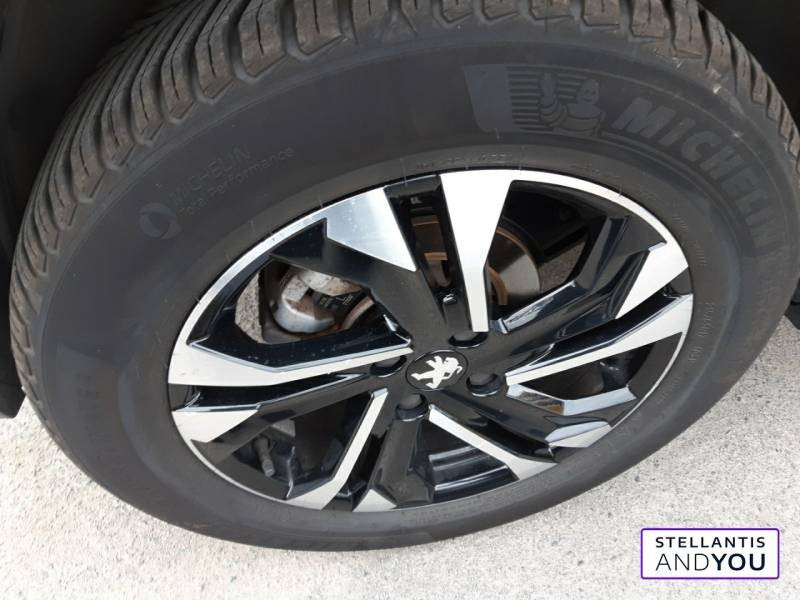 Peugeot 2008 BlueHDi 130 S&S EAT8 Allure Business  occasion  RONCQ - photo n8