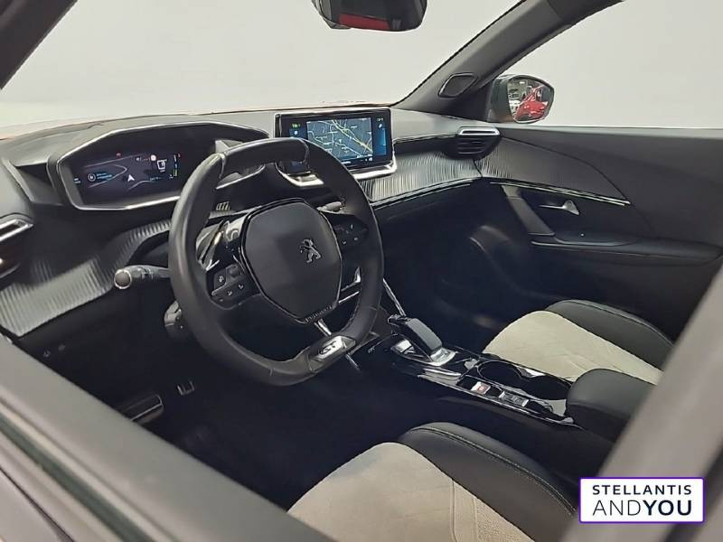 Peugeot 2008 Electrique 136 ch GT Pack  occasion à ORVAULT - photo n°9