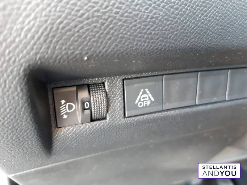 Peugeot 2008 Electrique 136 ch Style  occasion  VILLENEUVE D'ASCQ - photo n10