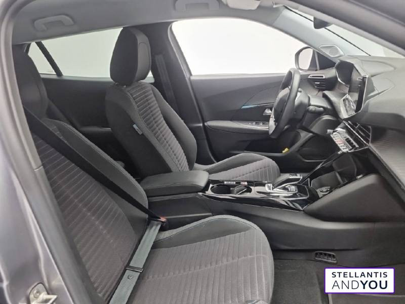 Peugeot 2008 Electrique 136 ch Style  occasion  MARSEILLE CEDEX 8 - photo n5
