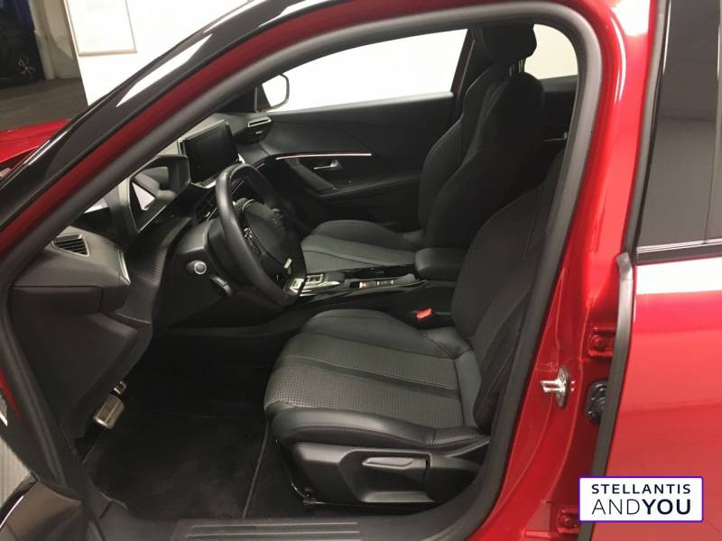 Peugeot 2008 Electrique 50 kWh 136 ch GT  occasion  MALAKOFF - photo n9