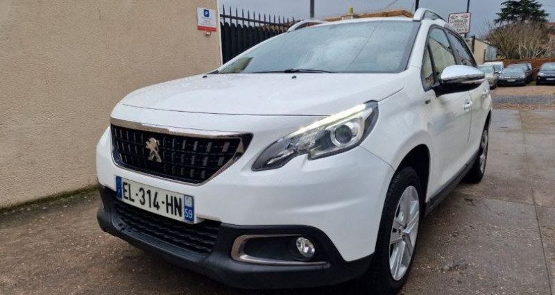 Peugeot 2008 essence 82ch style 82000km garantie 12-m