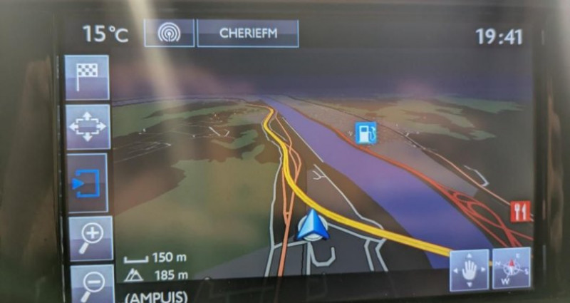 Peugeot 2008 GENERATION-I 1.6 BLUEHDI 100CH ALLURE BUSINESS 2016 - photo n°6 Peugeot 2008 GENERATION-I 1.6 BLUEHDI 100CH ALLURE BUSINESS  occasion à AMPUIS - photo n°6