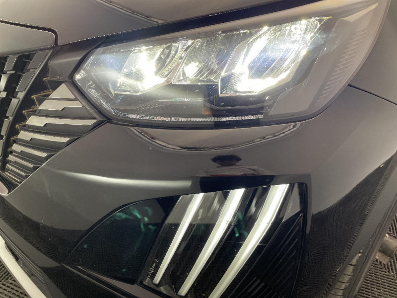 Peugeot 2008 HYBRID 136 E-DCS6 ALLURE  occasion  Brie-Comte-Robert - photo n19