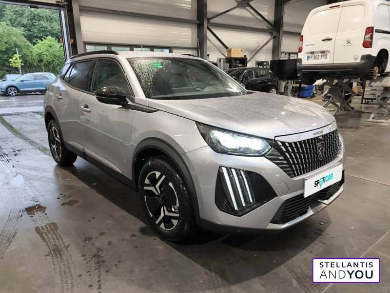 Peugeot 2008 Hybrid 145 e-DCS6 Allure  occasion  FONTENAY SOUS BOIS - photo n4