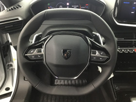 Peugeot 2008 Hybrid 145 e-DCS6 Allure  occasion � Ganges - photo n�18