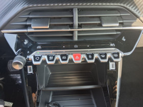 Peugeot 2008 Hybrid 145 e-DCS6 Allure  occasion � Ganges - photo n�16