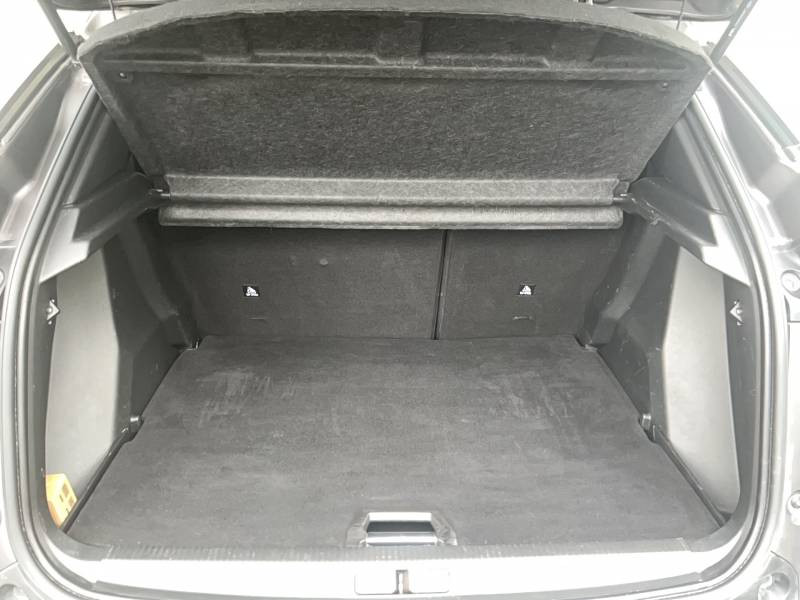 Peugeot 2008 PureTech 100 S&S BVM6 Allure Pack 2021 - photo n°8 Peugeot 2008 PureTech 100 S&S BVM6 Allure Pack  occasion à Aire sur Adour - photo n°8