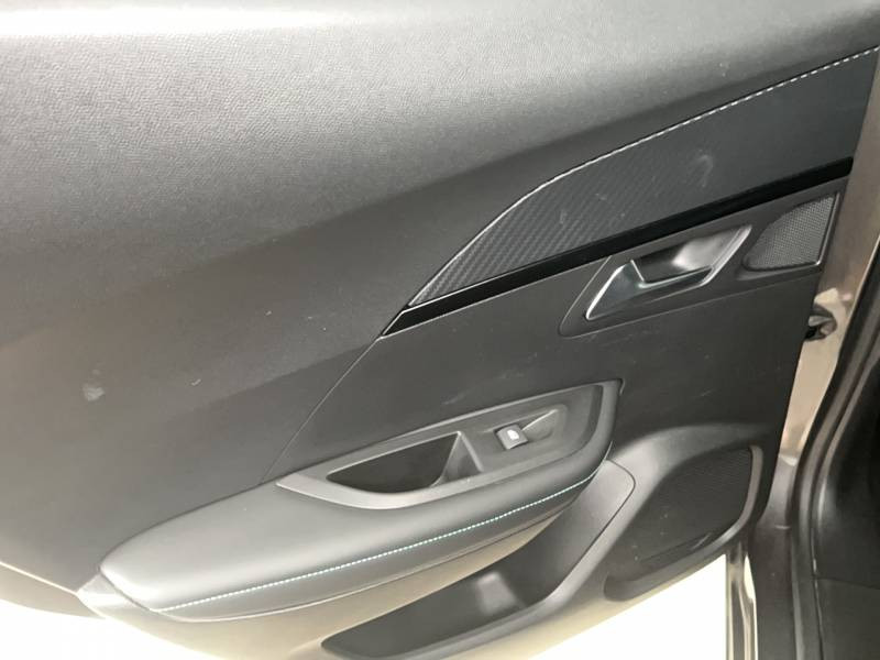 Peugeot 2008 PureTech 100 S&S BVM6 Allure Pack 2021 - photo n°14 Peugeot 2008 PureTech 100 S&S BVM6 Allure Pack  occasion à Aire sur Adour - photo n°14