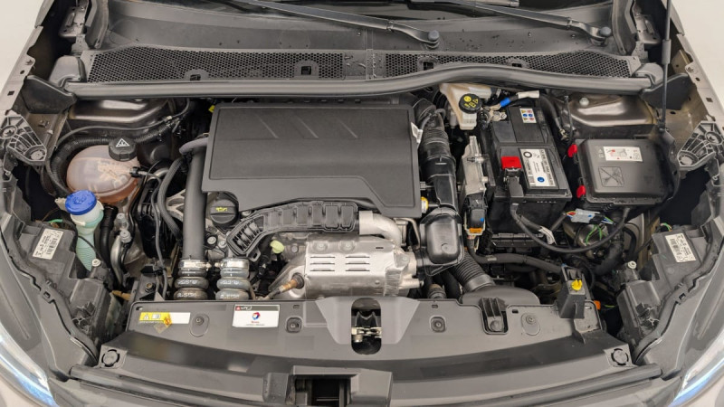 Peugeot 2008 PURETECH 100 S S BVM6 STYLE 2023 - photo n°20 Peugeot 2008 PURETECH 100 S S BVM6 STYLE  occasion à SAINT-GREGOIRE - photo n°20