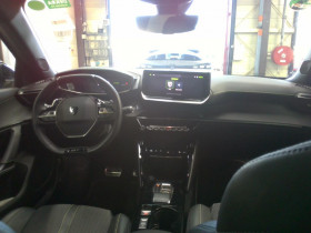 Peugeot 2008 PureTech 130 GT EAT8   GPS   ADML   Radar Av/Ar   Camera360  occasion  Ganges - photo n4