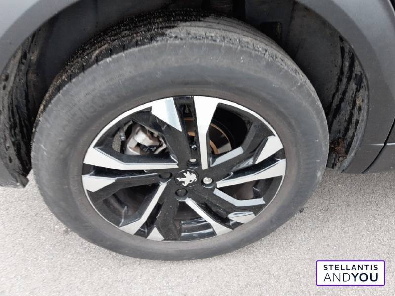 Peugeot 2008 PureTech 130 S&S BVM6 Allure  occasion  VILLENEUVE D'ASCQ - photo n5