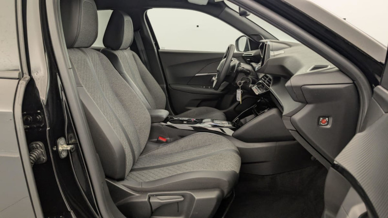 Peugeot 2008 PureTech 130 S S EAT8 Allure 2024 - photo n°9 Peugeot 2008 PureTech 130 S S EAT8 Allure  occasion à SAINT-GREGOIRE - photo n°9