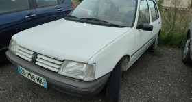 Peugeot 205 occasion 1993 mise en vente à Gargenville par le garage GROUPE H.A AUTO - photo n°1