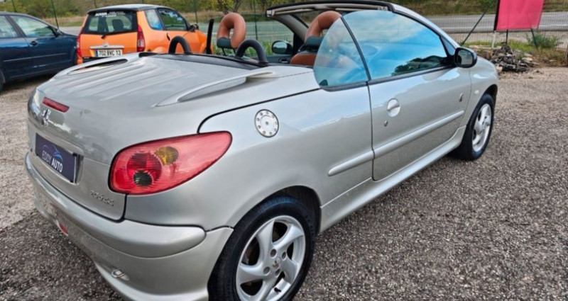 Peugeot 206 CC 1.6i rolland garros 2004 - photo n°3 Peugeot 206 CC 1.6i rolland garros  occasion à Brignoles - photo n°3
