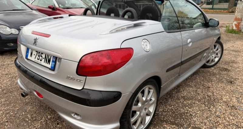 Peugeot 206 CC Coupé-Cabrio 2.0 16V 136 PREMIUM 2001 - photo n°4 Peugeot 206 CC Coupé-Cabrio 2.0 16V 136 PREMIUM  occasion à Uckange - photo n°4