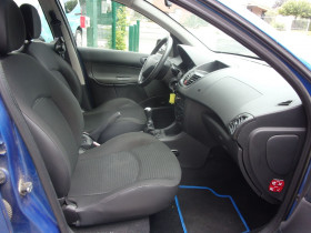 Peugeot 206 1.1 URBAN EURO5 5P  occasion  Toulouse - photo n6