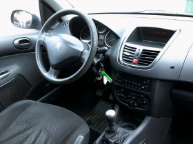 Peugeot 206 1.4 HDI TRENDY 3P  occasion  Toulouse - photo n6