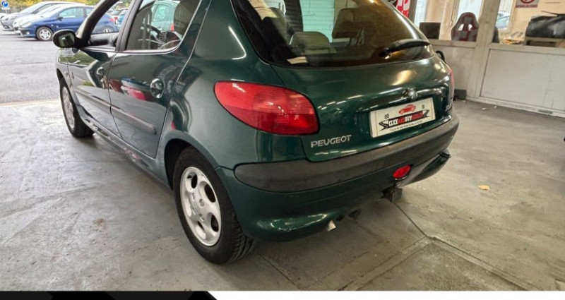 Peugeot 206 1.6 110CHV EDITION ROLAND GARROS // BVA / INTERIEUR SEMI CUI 2001 - photo n°6 Peugeot 206 1.6 110CHV EDITION ROLAND GARROS // BVA / INTERIEUR SEMI CUI  occasion à Harnes - photo n°6