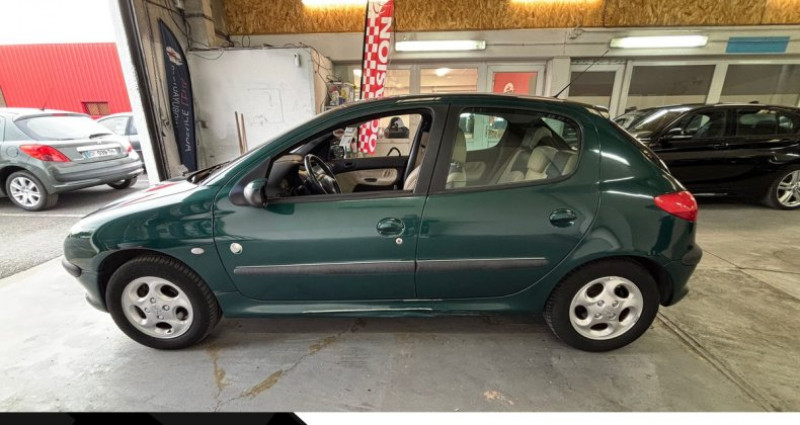Peugeot 206 1.6 110CHV EDITION ROLAND GARROS // BVA / INTERIEUR SEMI CUI 2001 - photo n°5 Peugeot 206 1.6 110CHV EDITION ROLAND GARROS // BVA / INTERIEUR SEMI CUI  occasion à Harnes - photo n°5