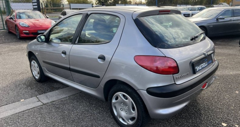 Peugeot 206 1.6 i 110ch 5Portes-5Places Clim 2002 - photo n°5 Peugeot 206 1.6 i 110ch 5Portes-5Places Clim  occasion à Entzheim - photo n°5