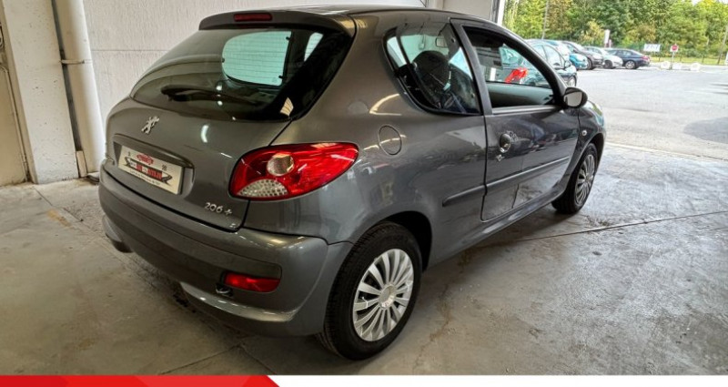 Peugeot 206+ + 1.1 60CV URBAN // 1ERE MAIN FR / INTERIEUR BI-TON / SUIVI  2010 - photo n°2 Peugeot 206+ + 1.1 60CV URBAN // 1ERE MAIN FR / INTERIEUR BI-TON / SUIVI   occasion à Harnes - photo n°2